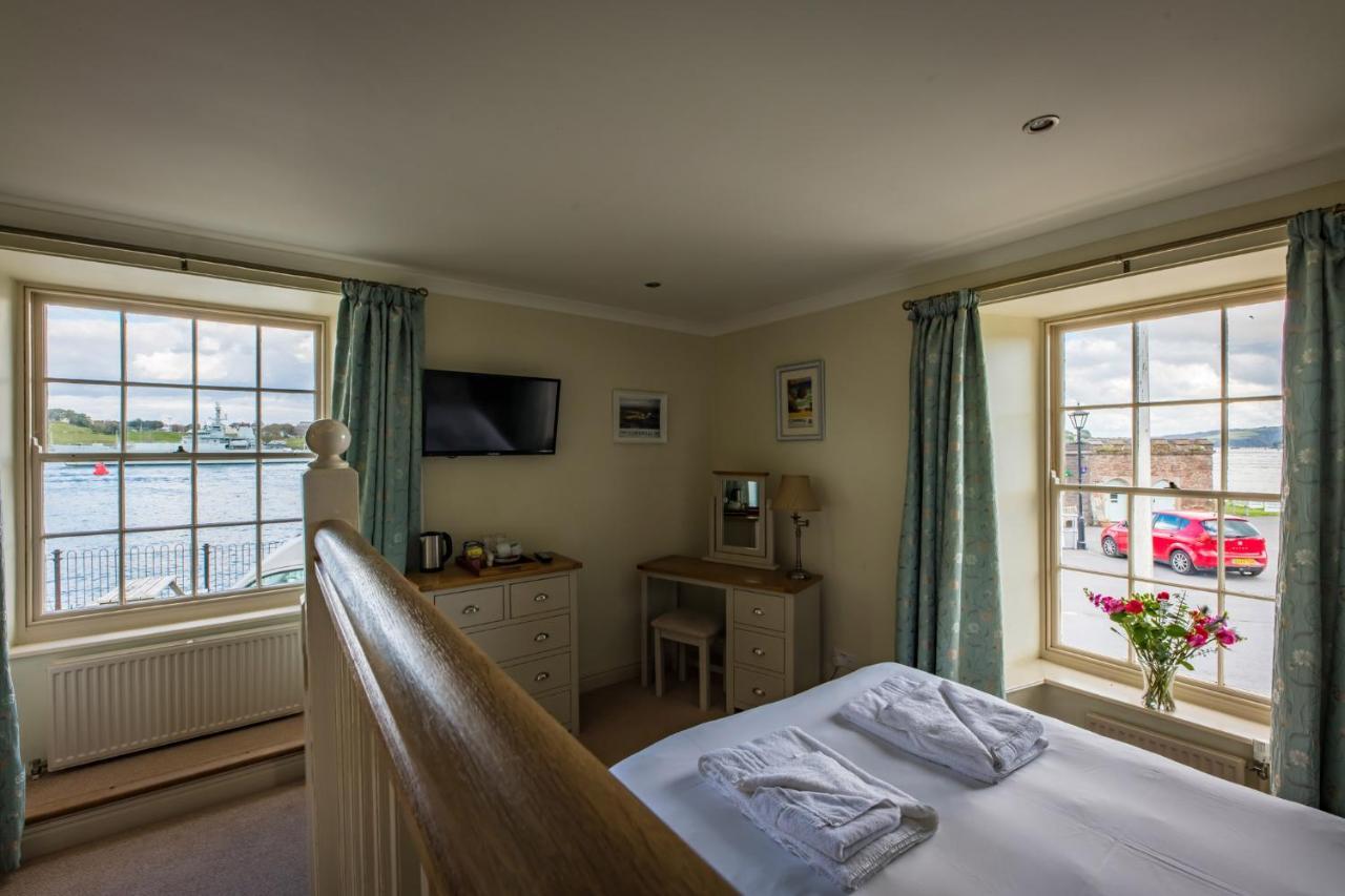 Отель Edgcumbe Arms Торпойнт Экстерьер фото