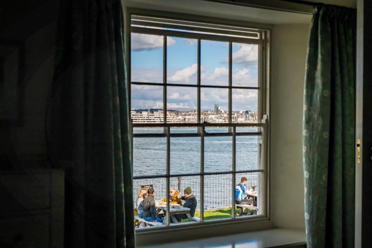 Отель Edgcumbe Arms Торпойнт Экстерьер фото